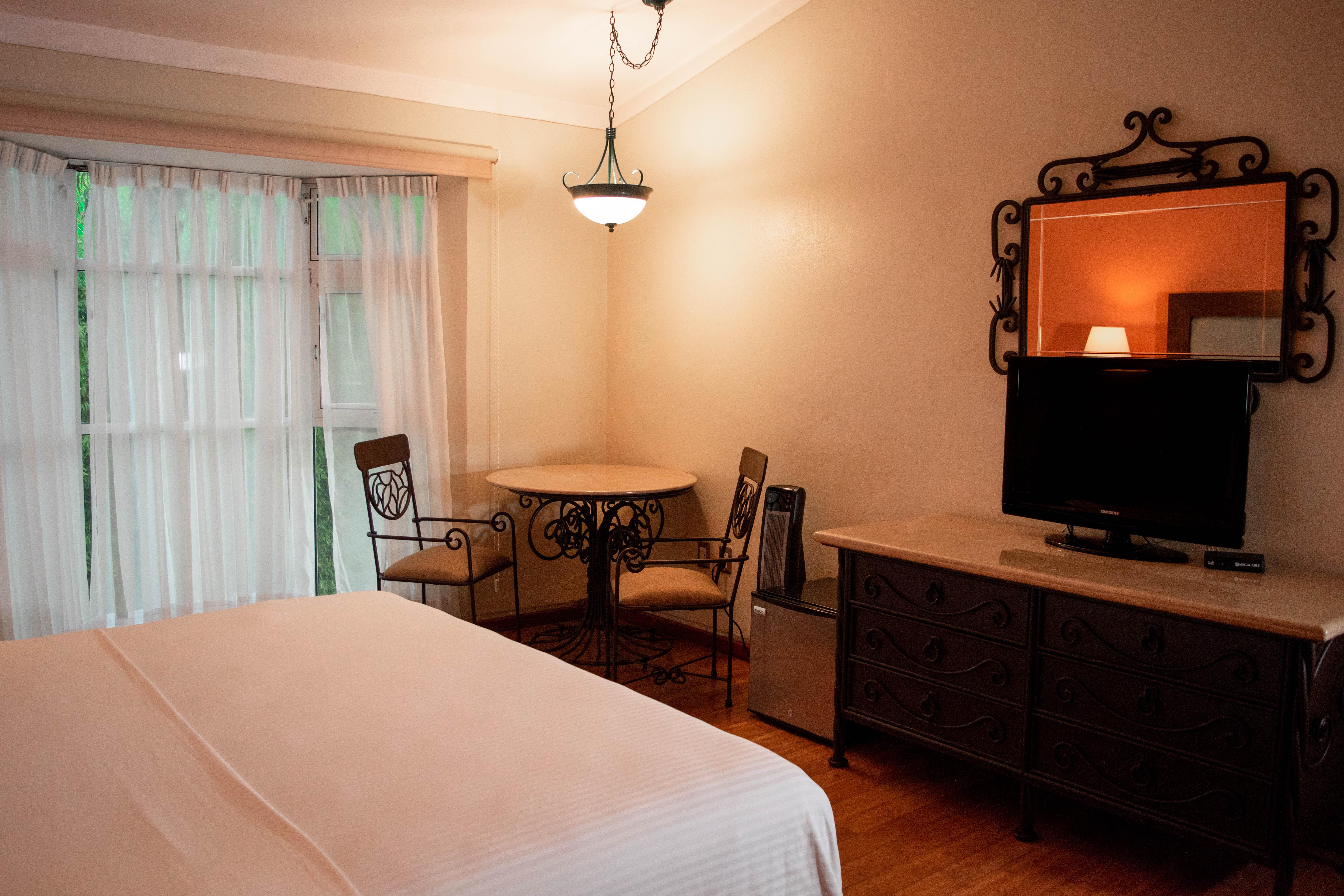Hotel Villa Mercedes San Cristobal Сан-Кристобаль-де-Ла-Касас Экстерьер фото