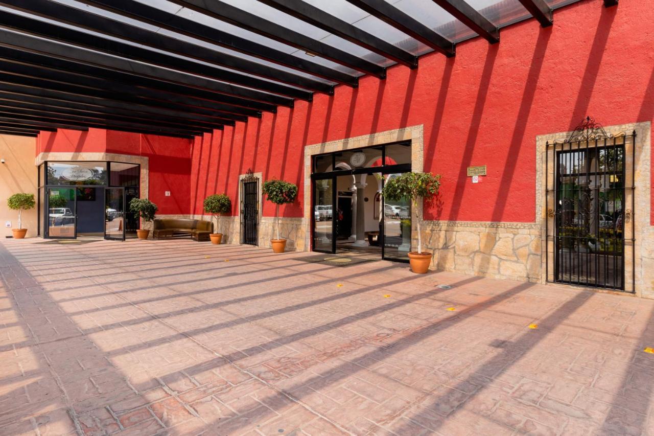 Hotel Villa Mercedes San Cristobal Сан-Кристобаль-де-Ла-Касас Экстерьер фото